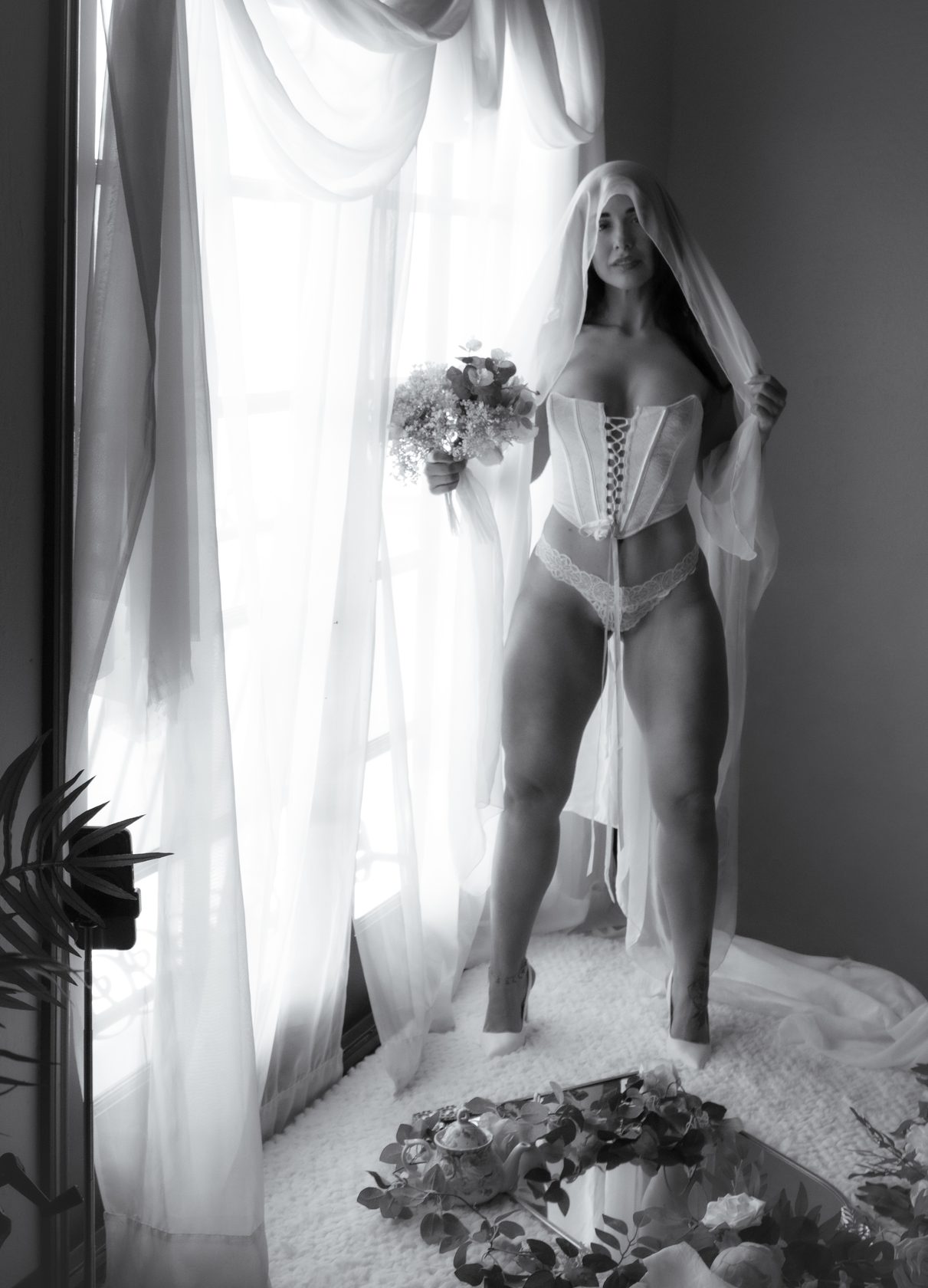 Boudoir de novia con velo